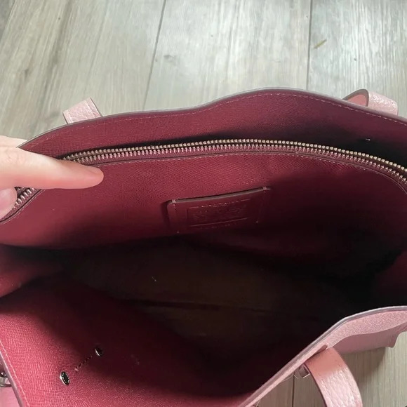 Large Coach Bag - Picture 4 of 10